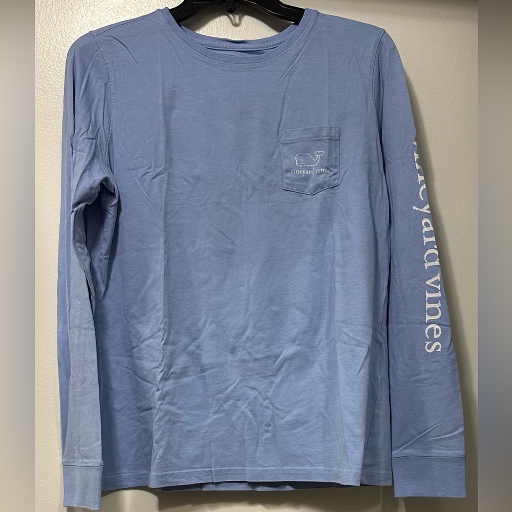 Vineyard vines light blue long sleeve tee
